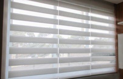 Tendências e inovações em cortinas para lojistas: visão técnica de futuro