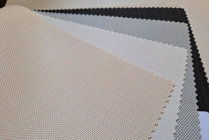 Cortinas rolôs personalizadas: guia prático para revenda e projetos