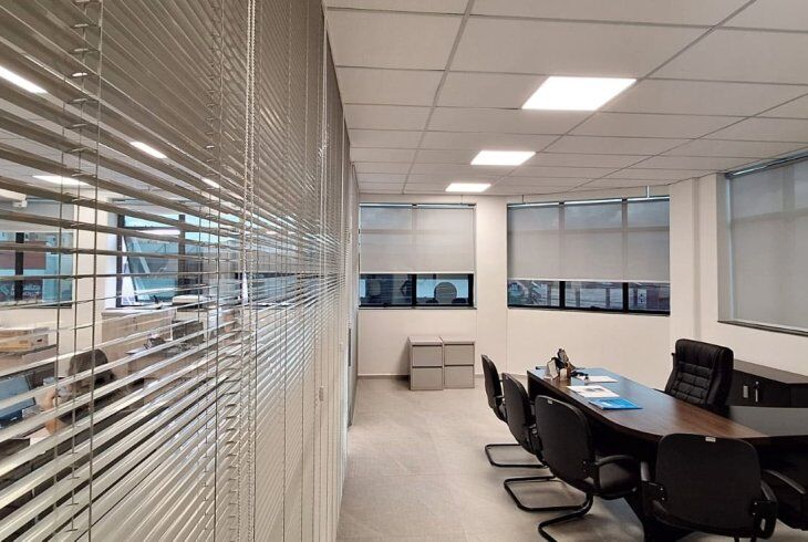 Cortinas para projetos comerciais: pare de errar no básico